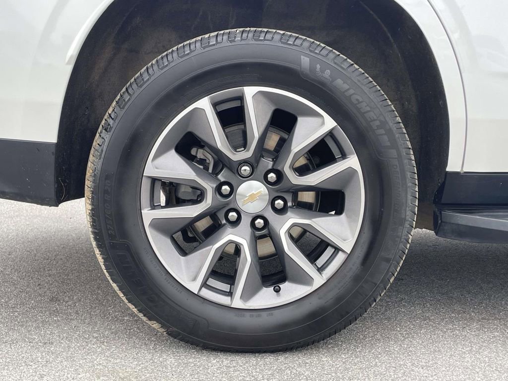 Used 2023 Chevrolet Tahoe LT w/ Luxury Package image 32