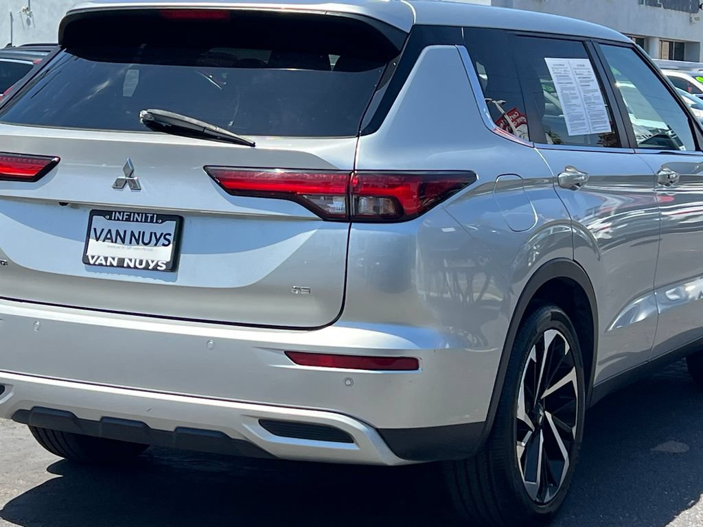 Used 2024 Mitsubishi Outlander SE FWD image 8