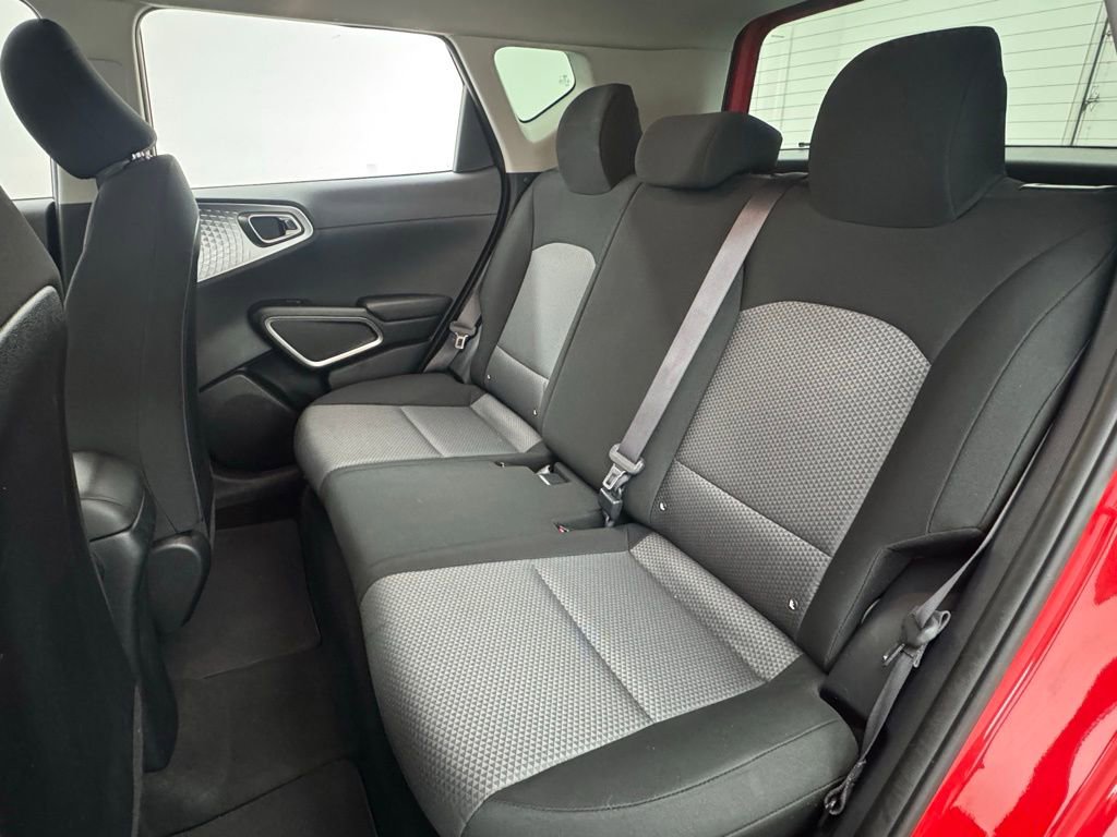 Used 2020 Kia Soul LX image 37