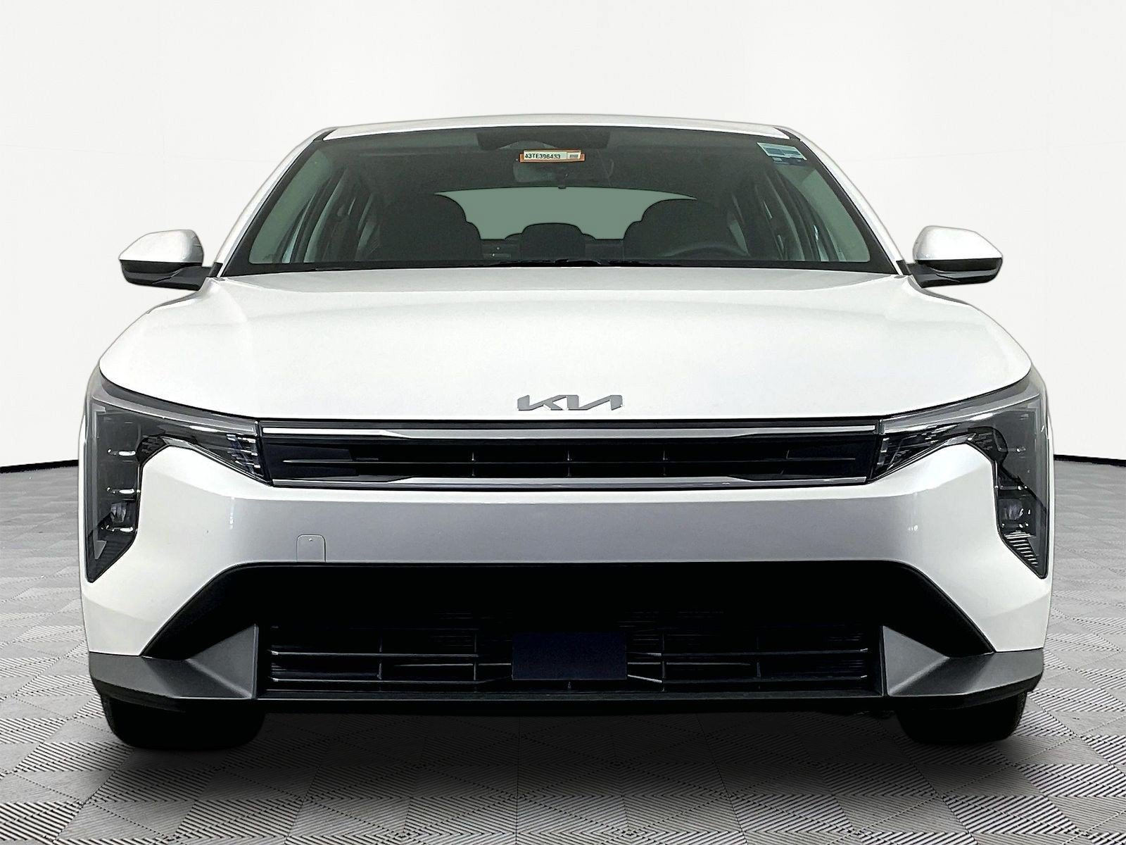 New 2026 Kia K4 FWD image 2