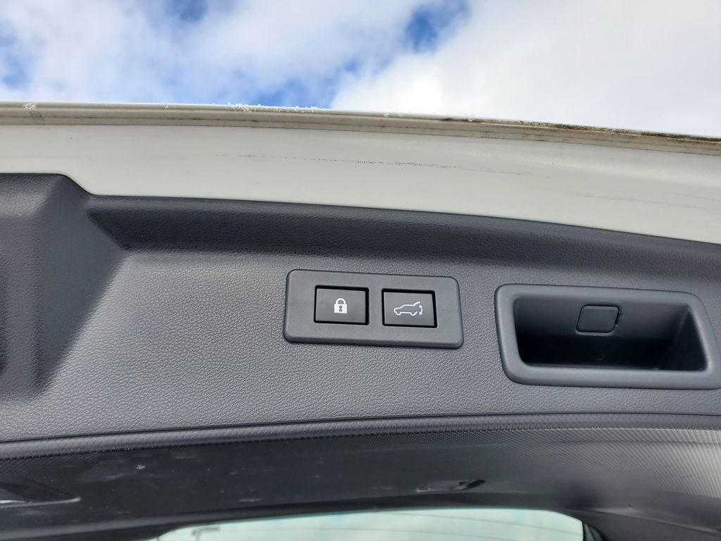 Used 2020 Subaru Forester Sport image 9