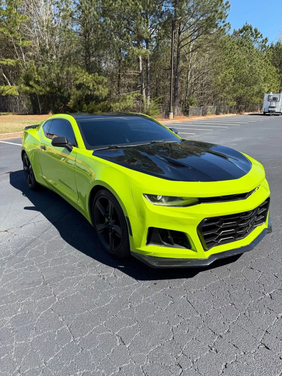 Used 2016 Chevrolet Camaro SS image 23