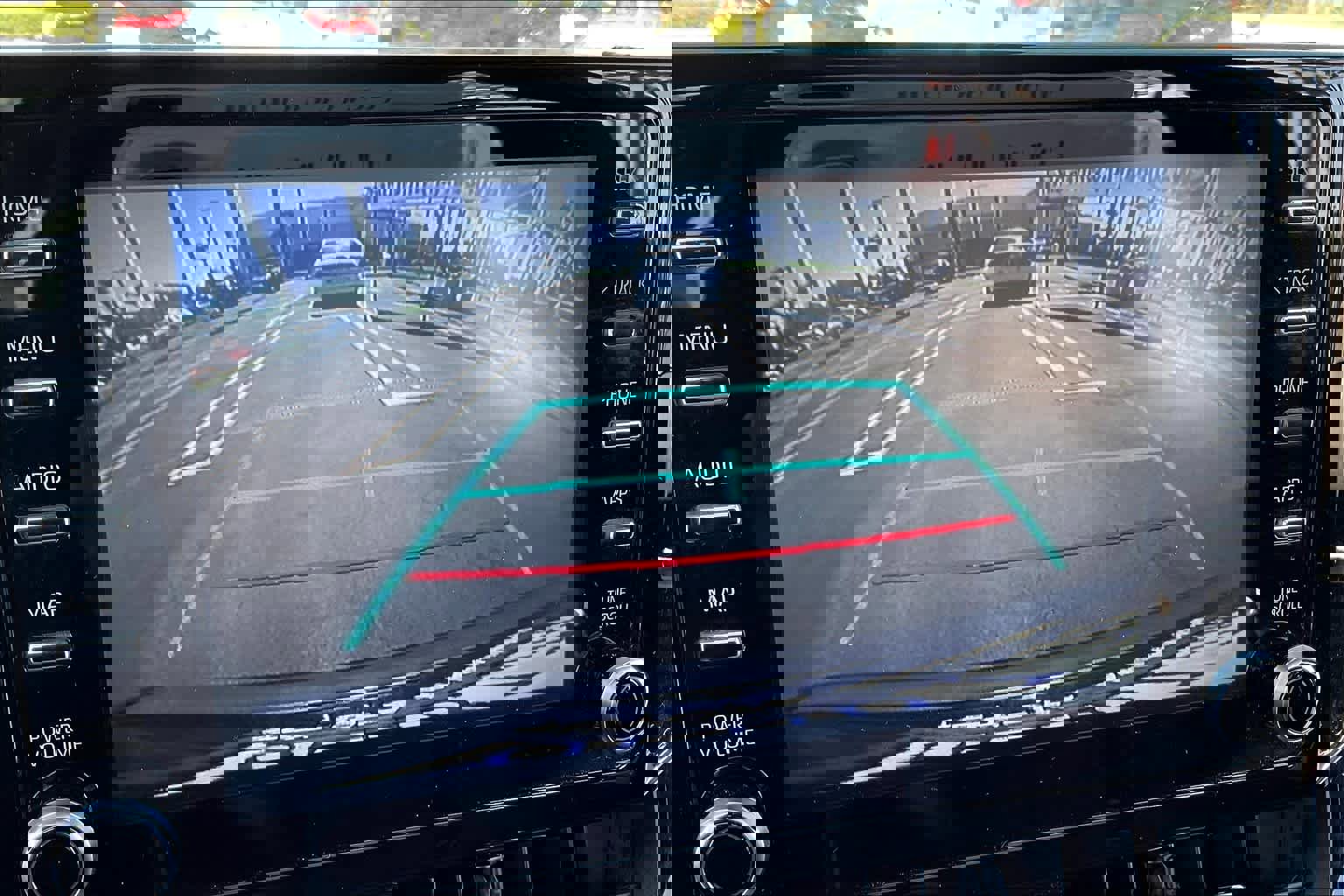 Used 2020 Toyota Corolla SE image 24