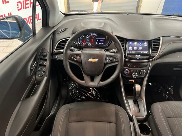 Used 2020 Chevrolet Trax LT FWD image 28