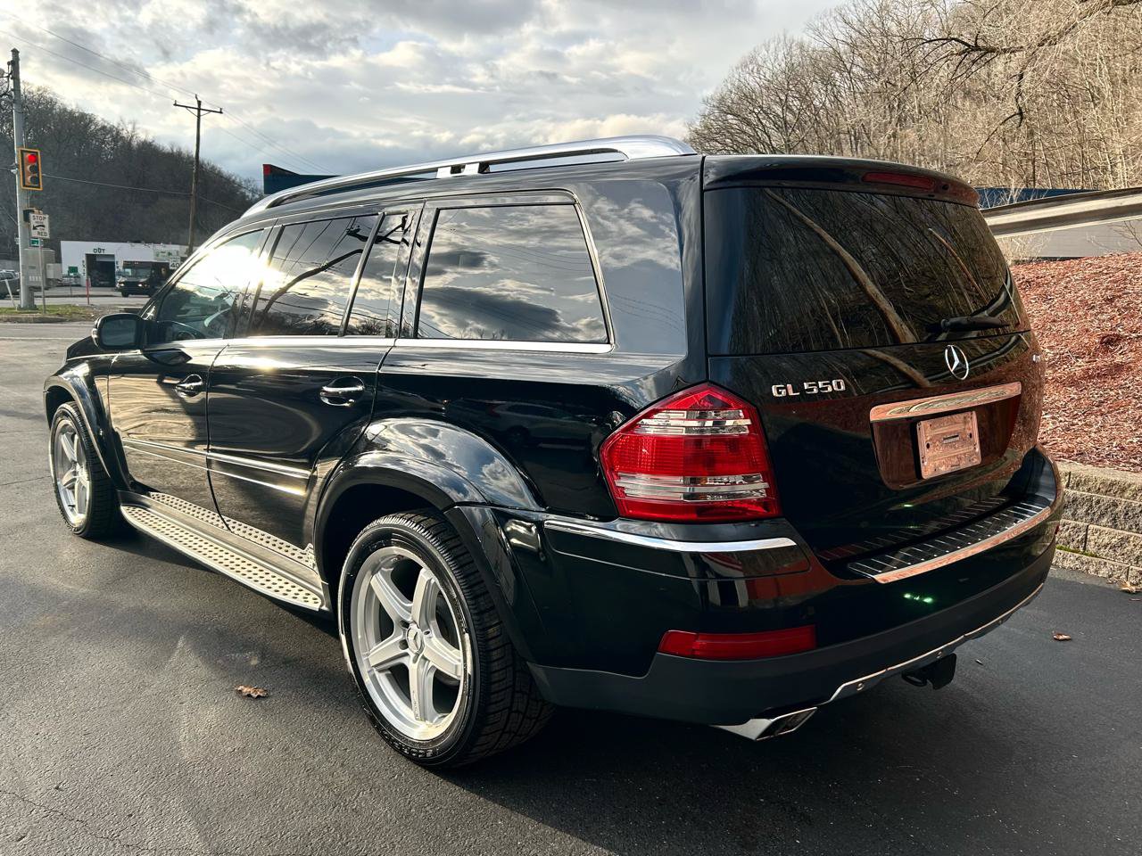 Used 2008 Mercedes-Benz GL 550 4MATIC image 3