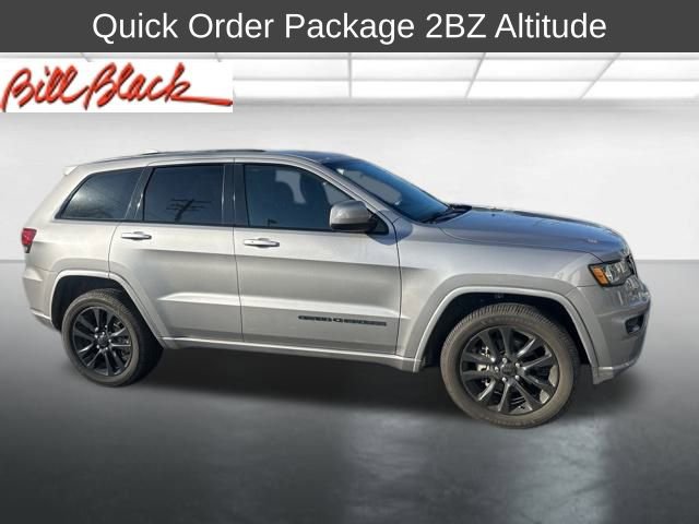 Used 2019 Jeep Grand Cherokee Altitude image 3