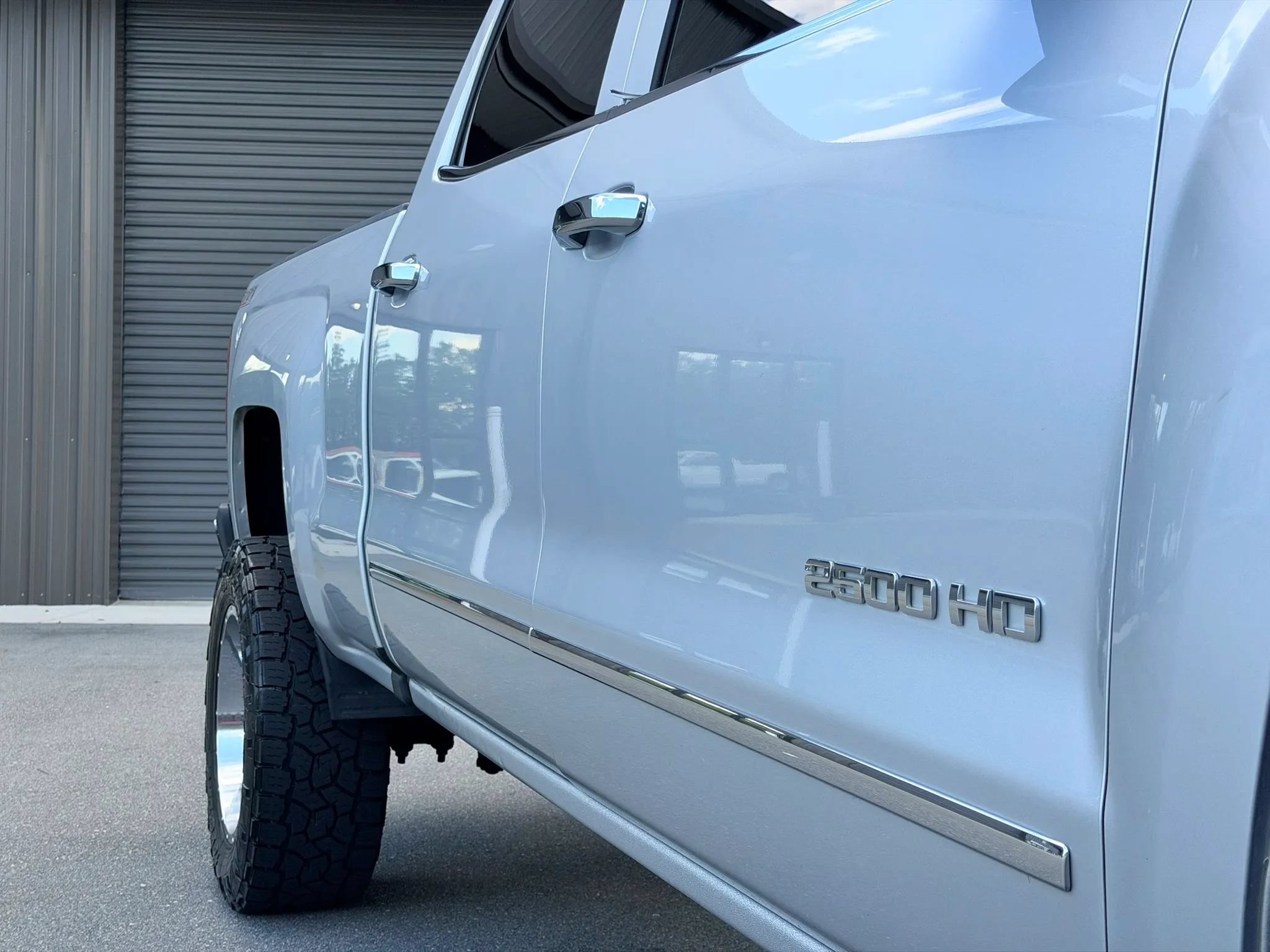 Used 2017 Chevrolet Silverado 2500 LTZ w/ Duramax Plus Package AWD/4WD image 14