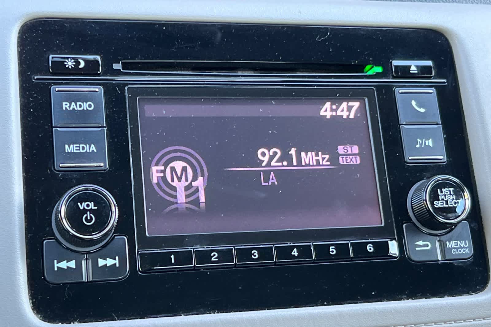 Used 2019 Honda HR-V LX image 19