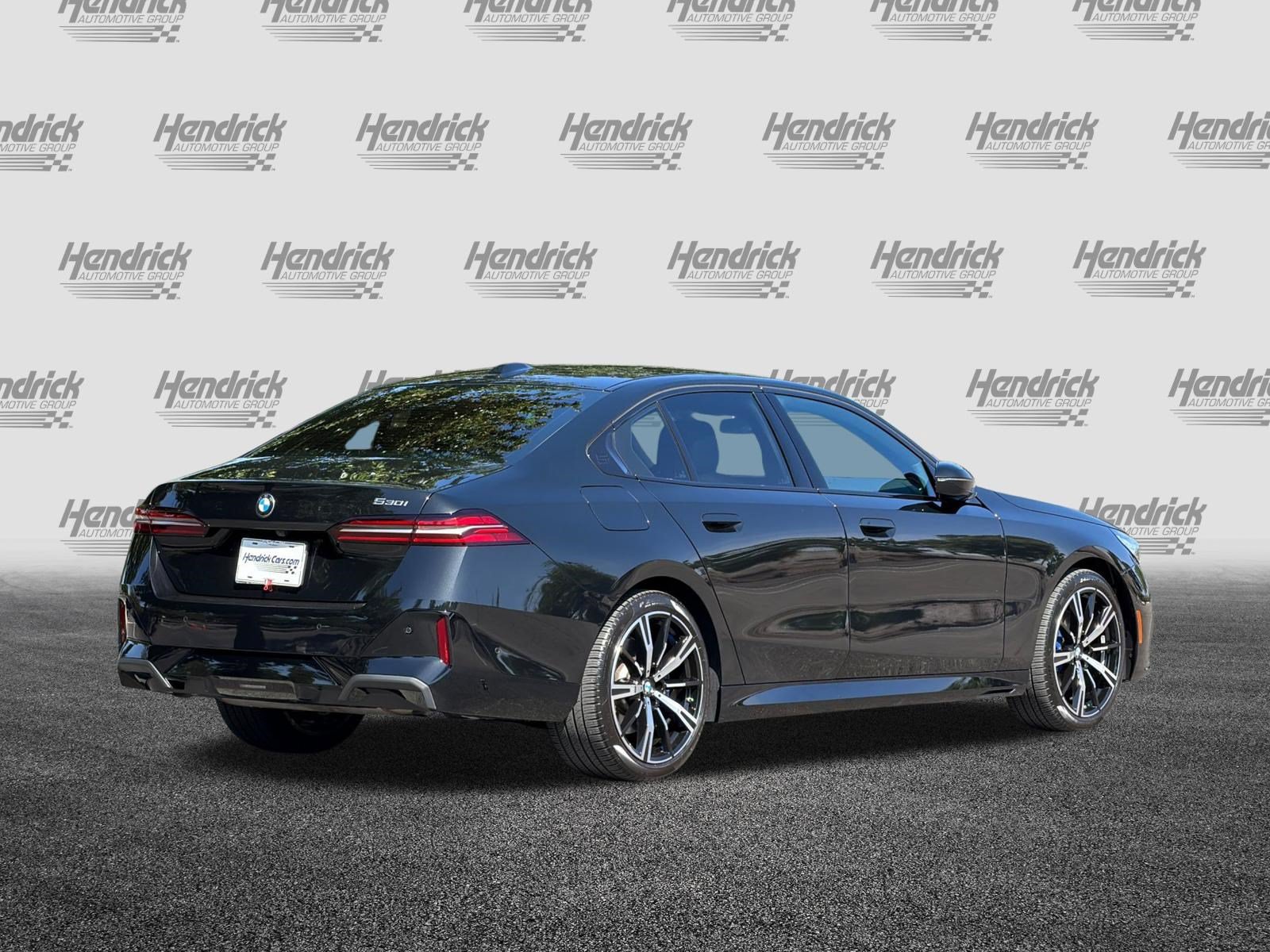 Used 2026 BMW 530i RWD image 5