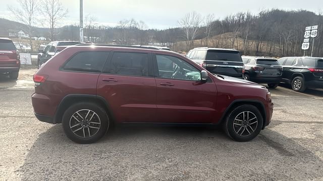 Used 2020 Jeep Grand Cherokee Trailhawk w/ Trailhawk Luxury Group image 12