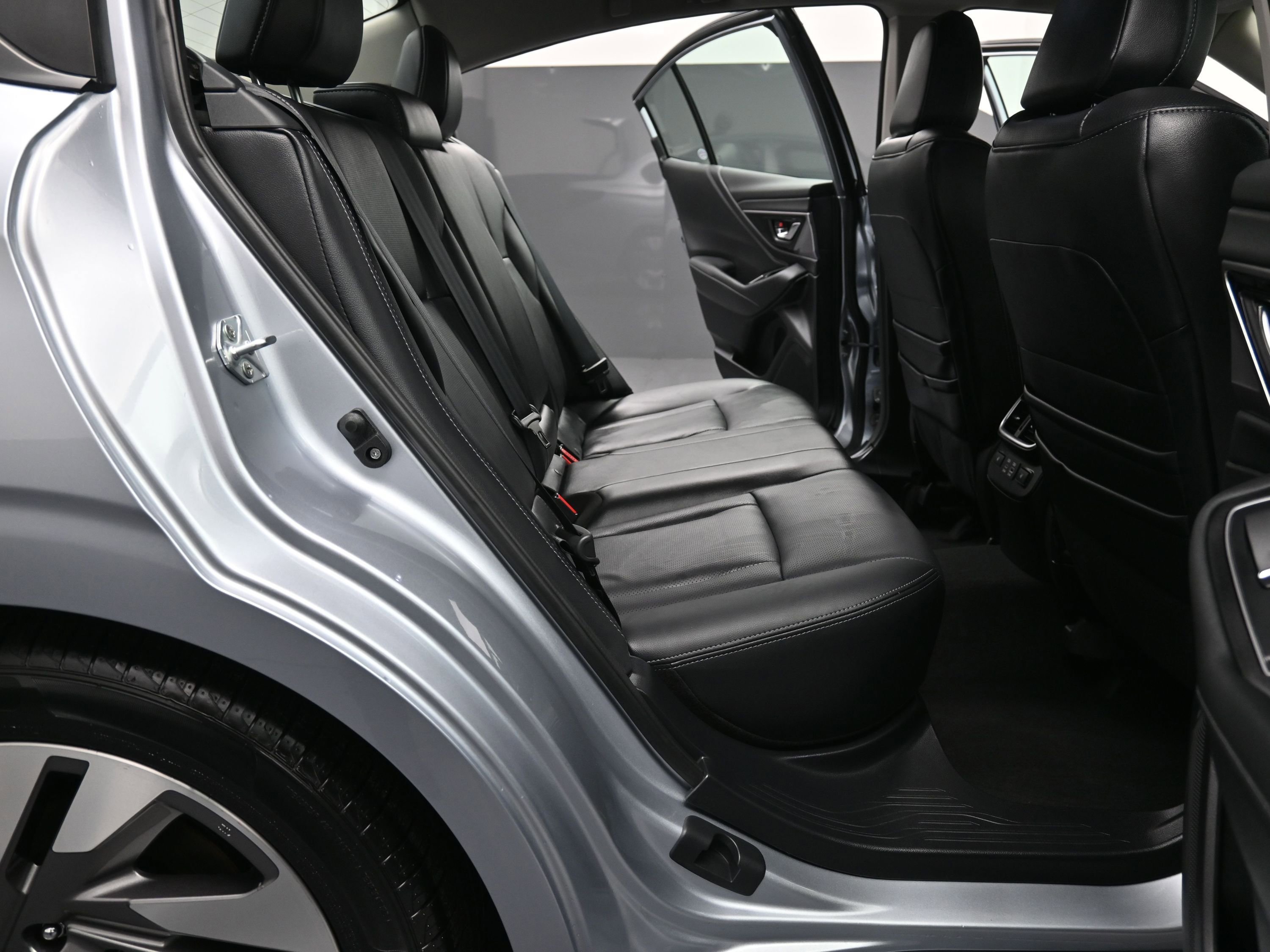 Used 2023 Subaru Legacy Limited image 26