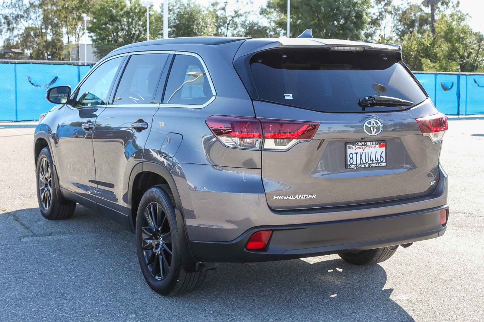 Used 2019 Toyota Highlander SE image 7