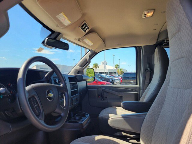 Used 2021 Chevrolet Express 3500 LT w/ LT Preferred Equipment Group RWD image 12