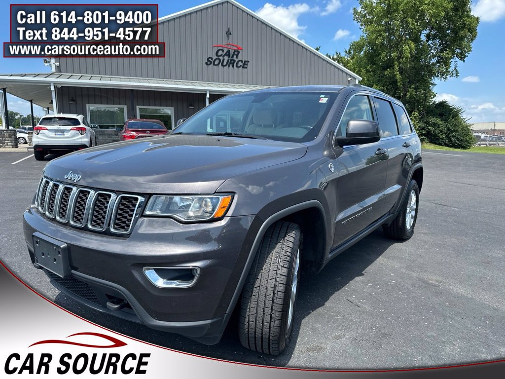 Used 2021 Jeep Grand Cherokee Laredo AWD/4WD image 1