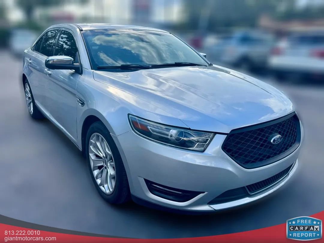 Used 2017 Ford Taurus Limited image 3