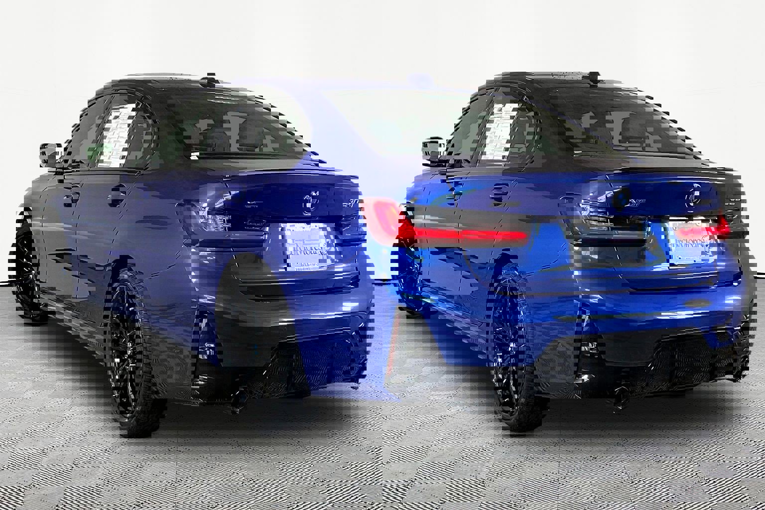 Certified 2024 BMW 330i xDrive Sedan w/ M Sport Package image 5