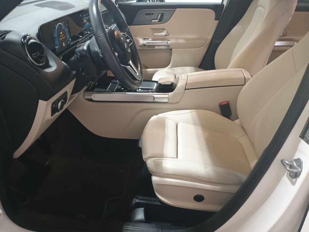 Certified 2021 Mercedes-Benz GLB 250 4MATIC image 5