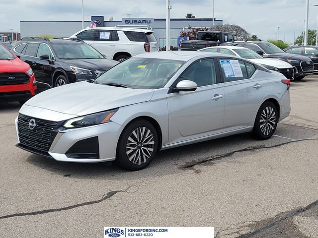 Used 2024 Nissan Altima 2.5 SV
