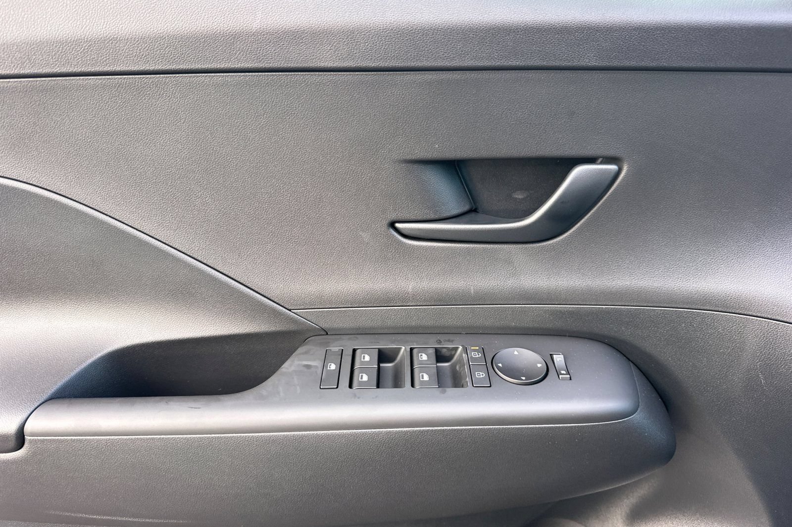 Used 2026 Hyundai Kona SE FWD image 10