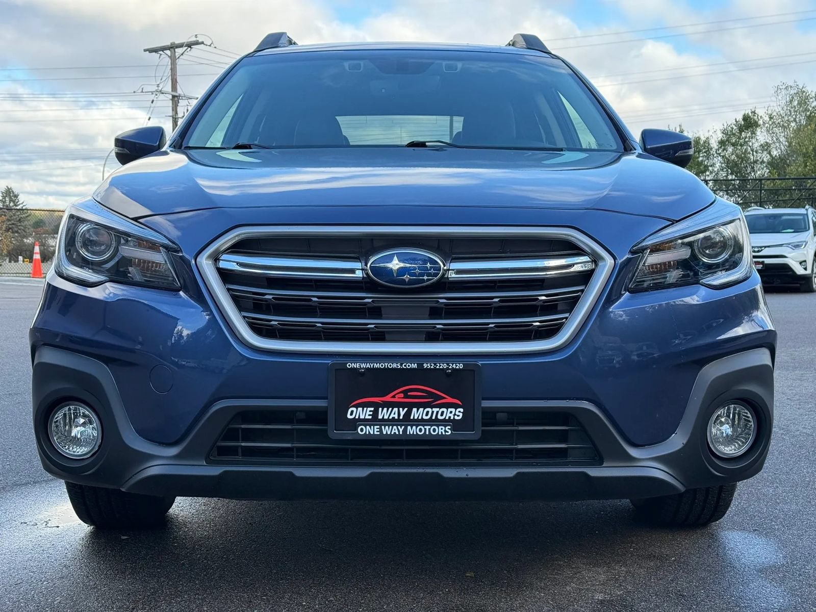 Used 2019 Subaru Outback 3.6R Limited w/ Popular Package #2 AWD/4WD image 8