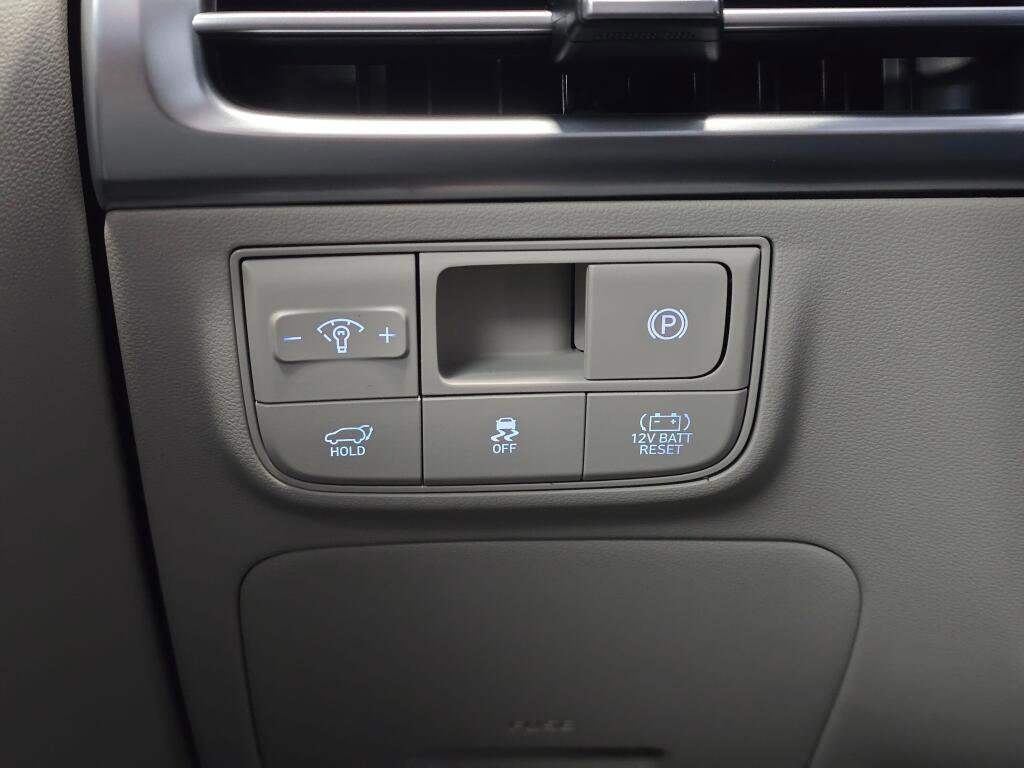 New 2026 Hyundai Tucson SEL image 24