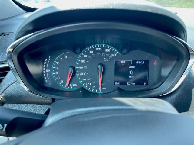 Used 2019 Chevrolet Trax LT w/ LT Convenience Package FWD image 13
