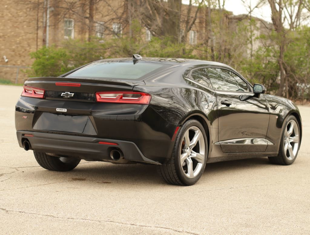 Used 2017 Chevrolet Camaro LT w/ RS Package image 7