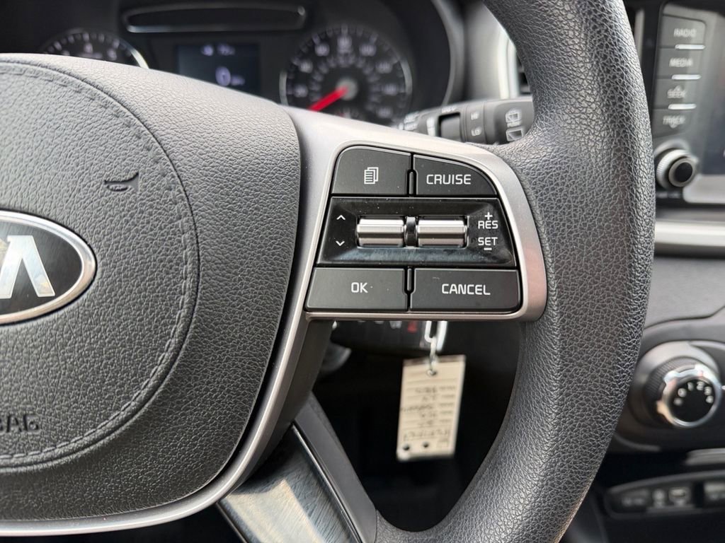Used 2020 Kia Sorento LX image 23