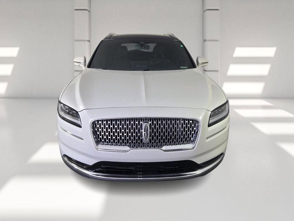 Used 2022 Lincoln Nautilus Reserve w/ Luxury Package image 3