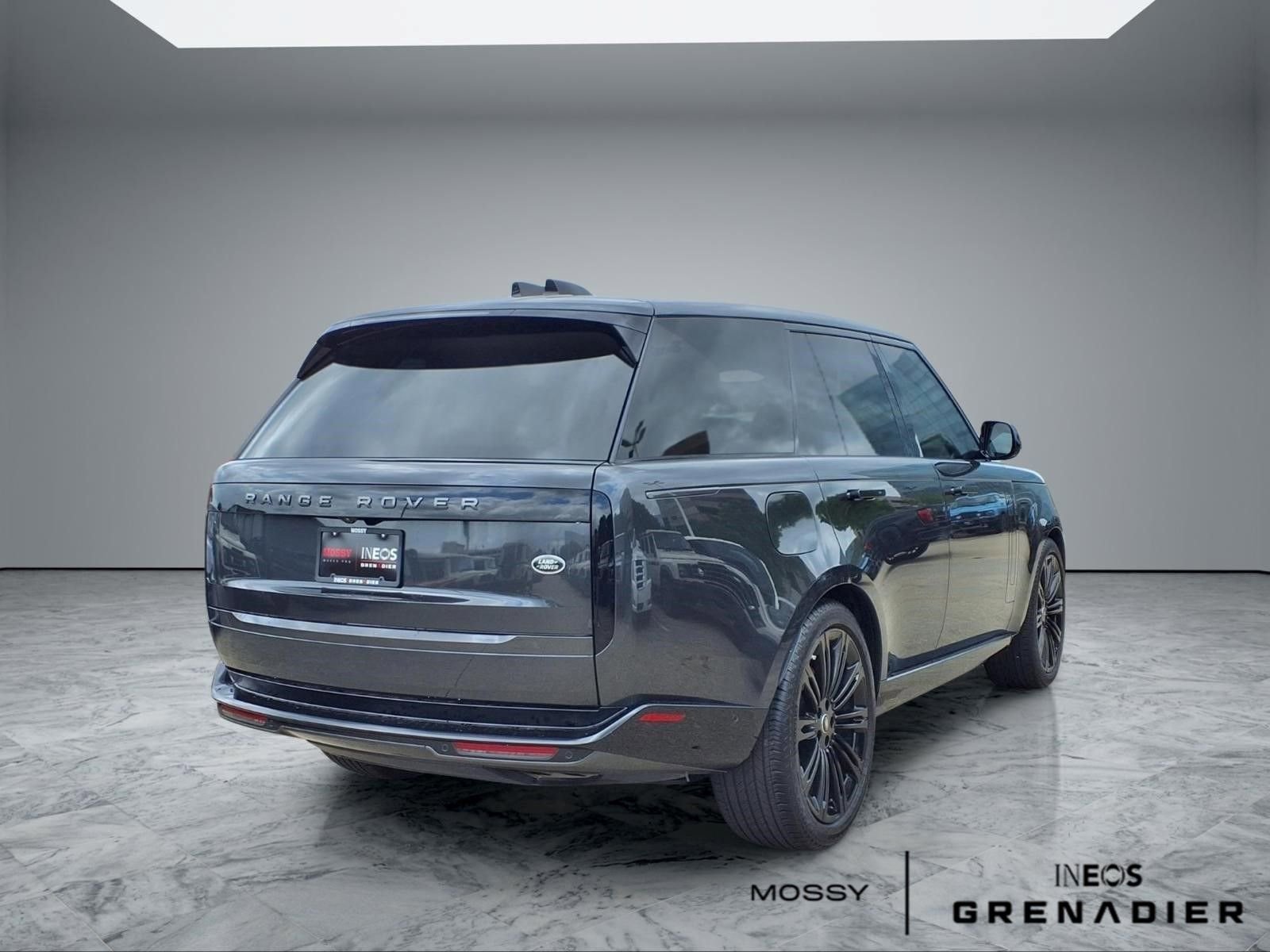 Used 2023 Land Rover Range Rover SE AWD/4WD image 7