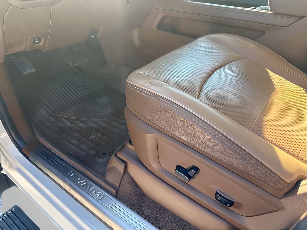 Used 2022 RAM 2500 Limited image 28