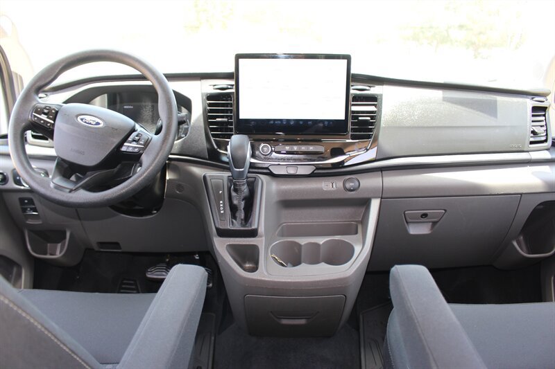 Used 2023 Ford Transit 350 XLT RWD image 19