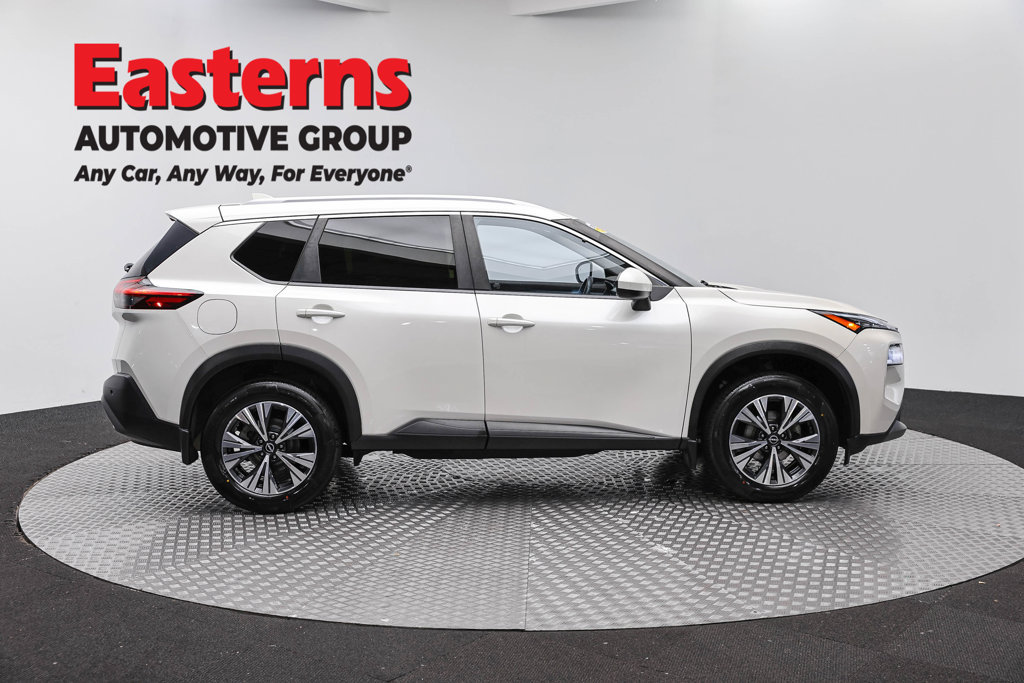Used 2023 Nissan Rogue SV w/ SV Premium B Package AWD/4WD image 5