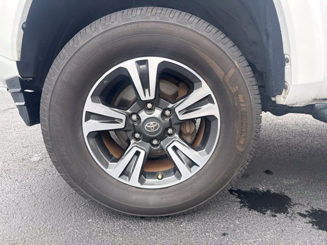 Used 2019 Toyota Tacoma TRD Sport RWD image 12