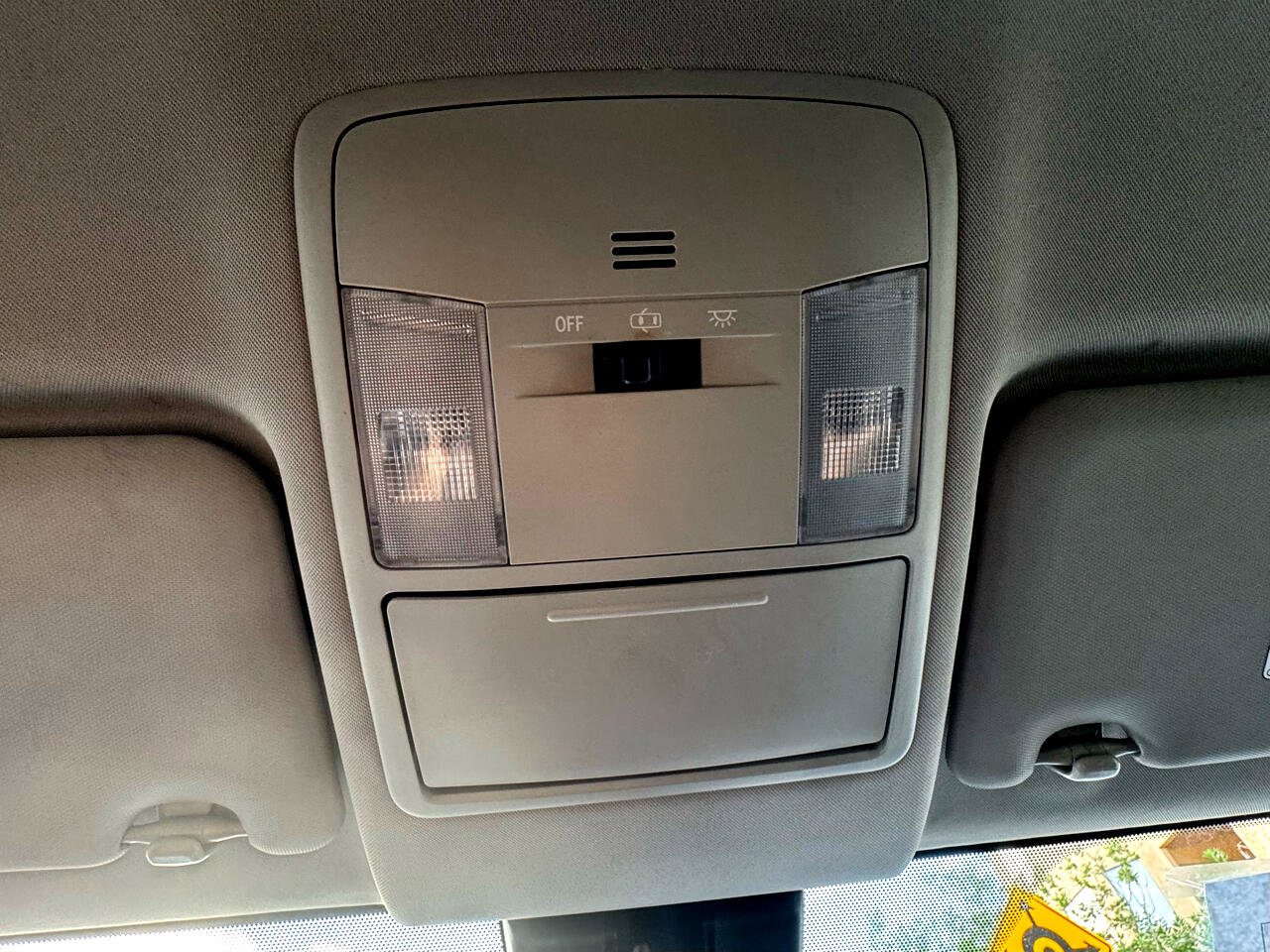 Used 2018 Toyota RAV4 LE w/ Carpet Mat Package image 17