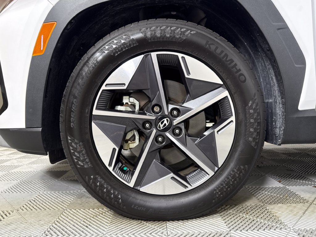 Used 2025 Hyundai Tucson SEL FWD image 26