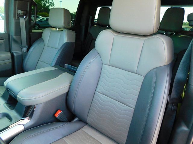 Used 2023 Chevrolet Silverado 1500 ZR2 w/ Technology Package image 19