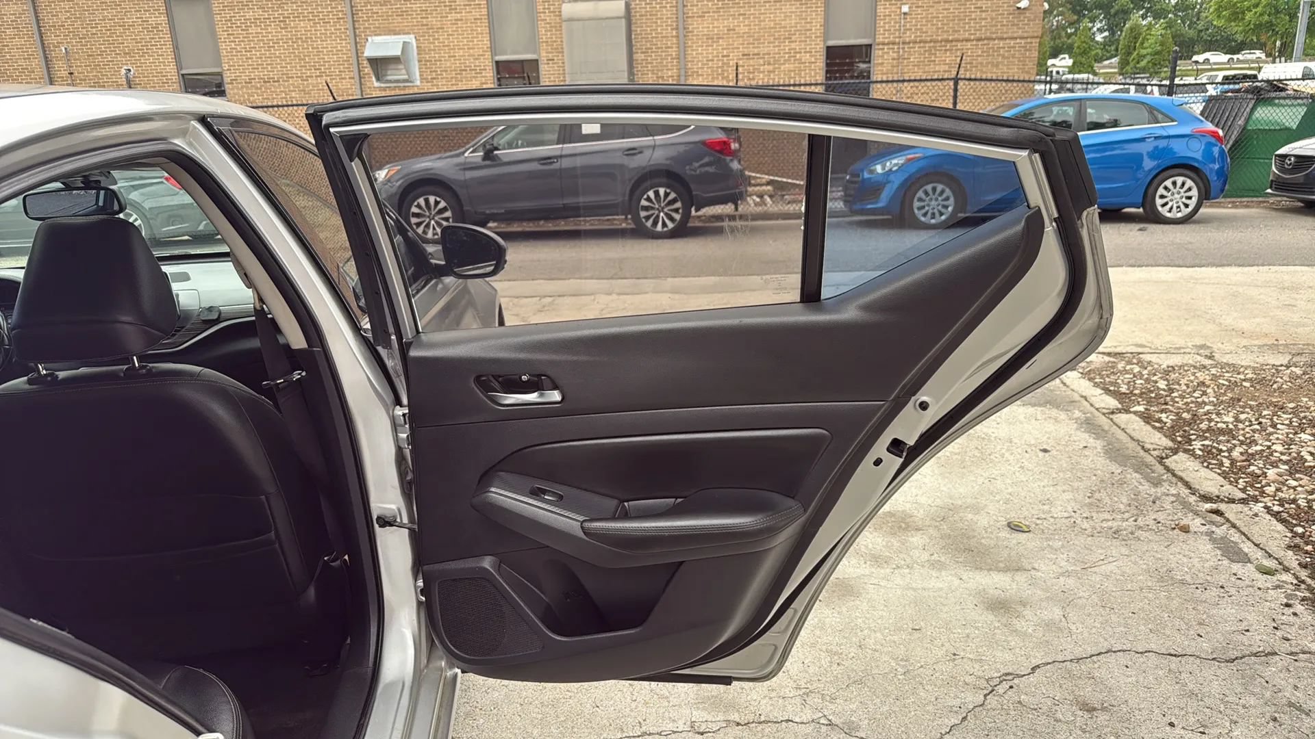 Used 2019 Nissan Altima 2.5 SL FWD image 21