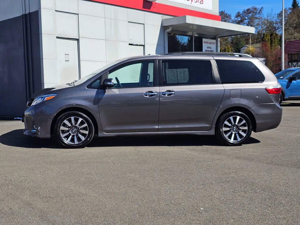 Used 2019 Toyota Sienna Limited Premium image 4