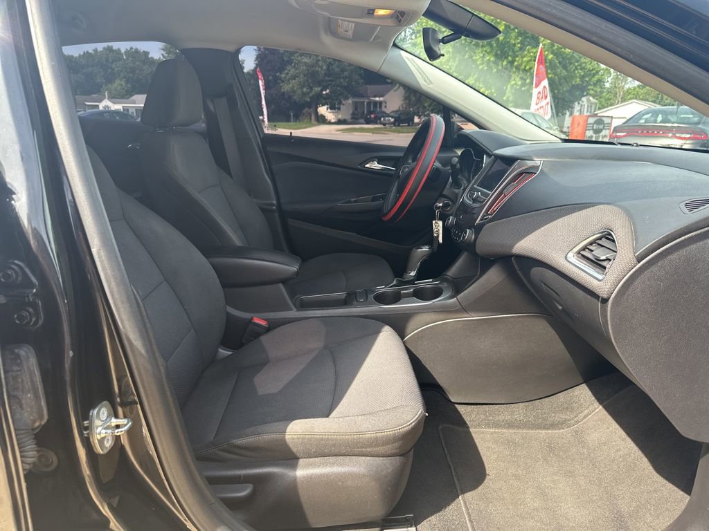 Used 2019 Chevrolet Cruze LS w/ LS Convenience Package image 66