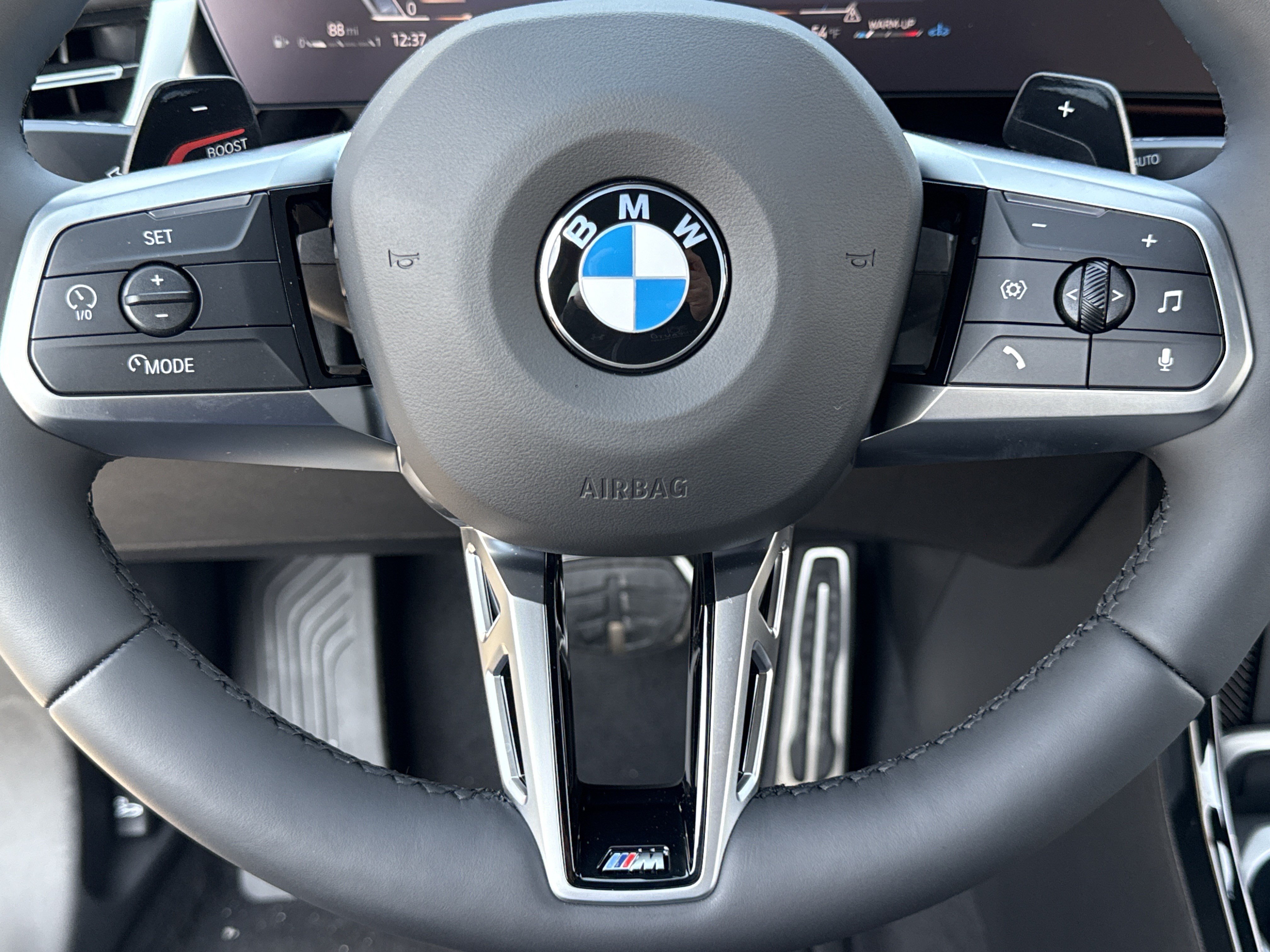New 2026 BMW X2 xDrive28i AWD/4WD image 10