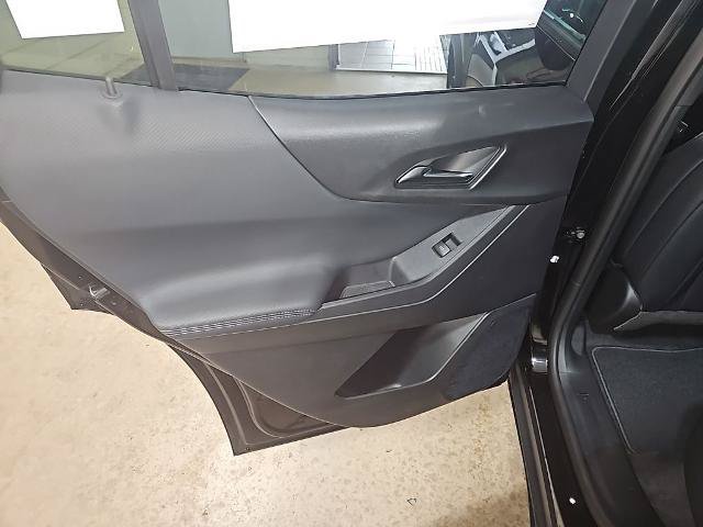New 2026 Chevrolet Equinox LT w/ Convenience Package II AWD/4WD image 18