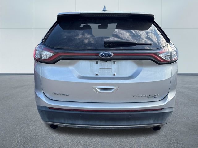 Used 2018 Ford Edge Titanium w/ Equipment Group 302A AWD/4WD image 3