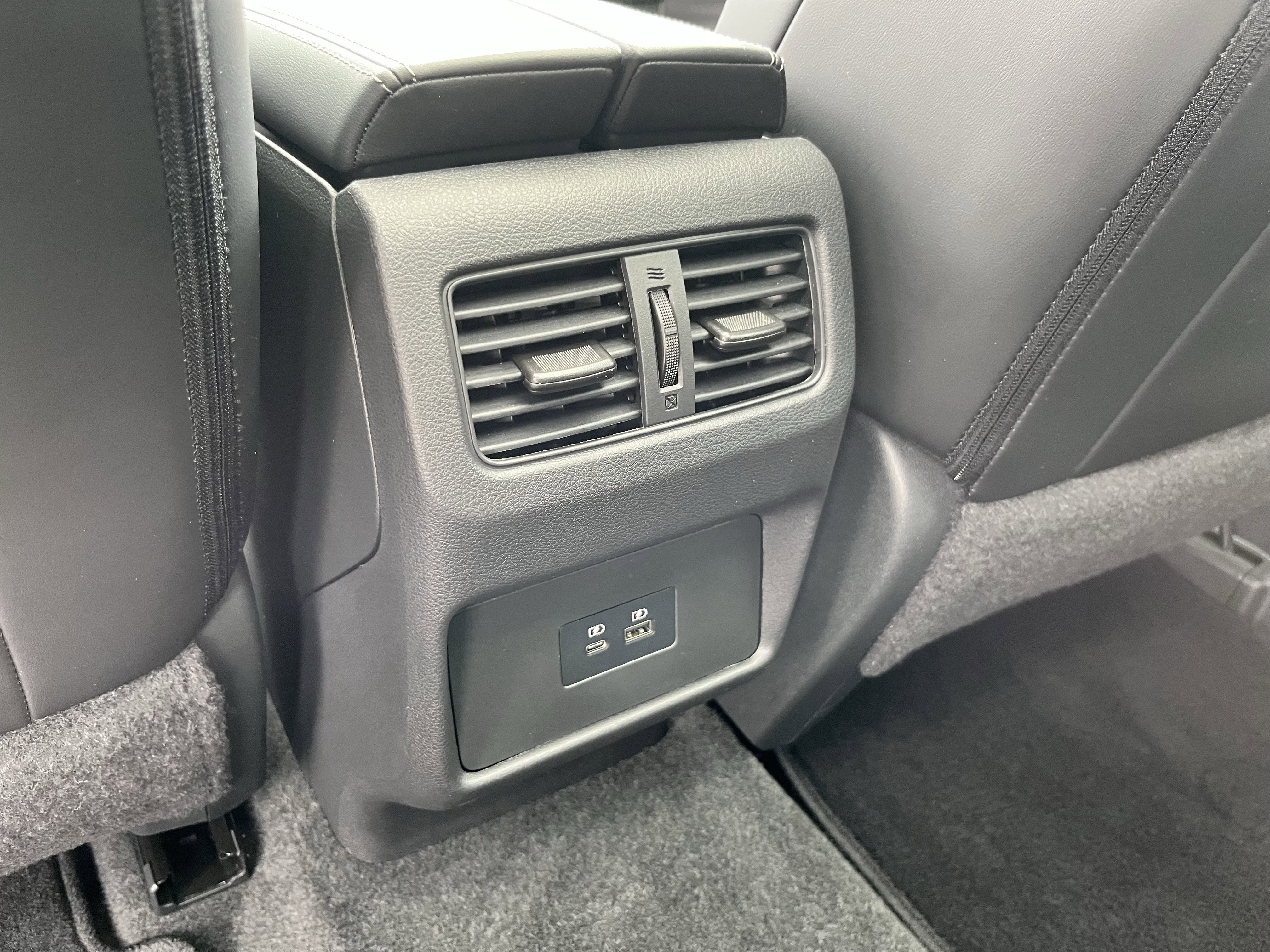 Used 2023 Nissan Rogue SV w/ SV Premium B Package AWD/4WD image 17