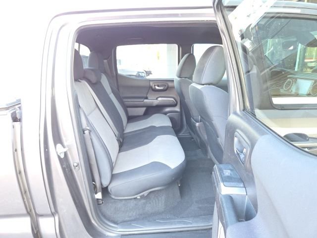 Used 2021 Toyota Tacoma TRD Sport image 48