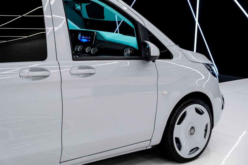 Used 2023 Mercedes-Benz Metris Passenger image 13