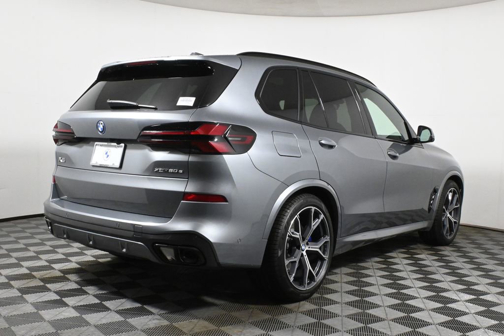 Used 2026 BMW X5 xDrive50e w/ M Sport Package image 7