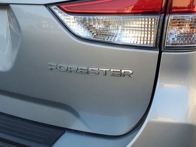 Used 2024 Subaru Forester Limited AWD/4WD image 10