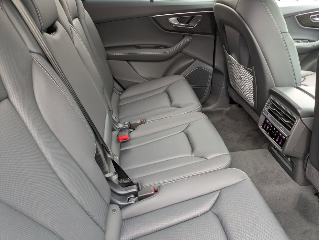 New 2026 Audi Q7 2.0T Premium Plus AWD/4WD image 36