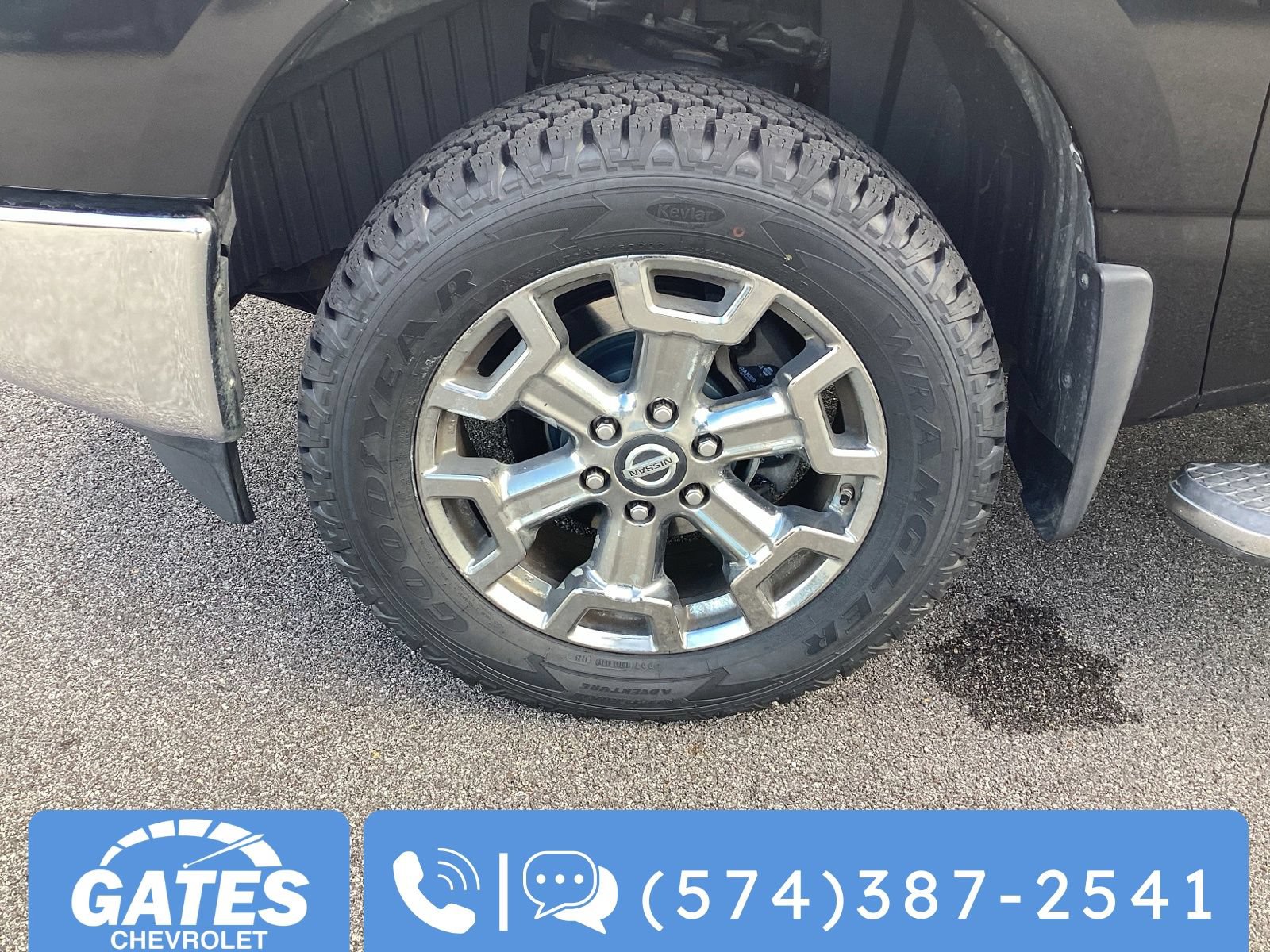 Used 2019 Nissan Titan SL w/ Texas Titan Edition AWD/4WD image 36